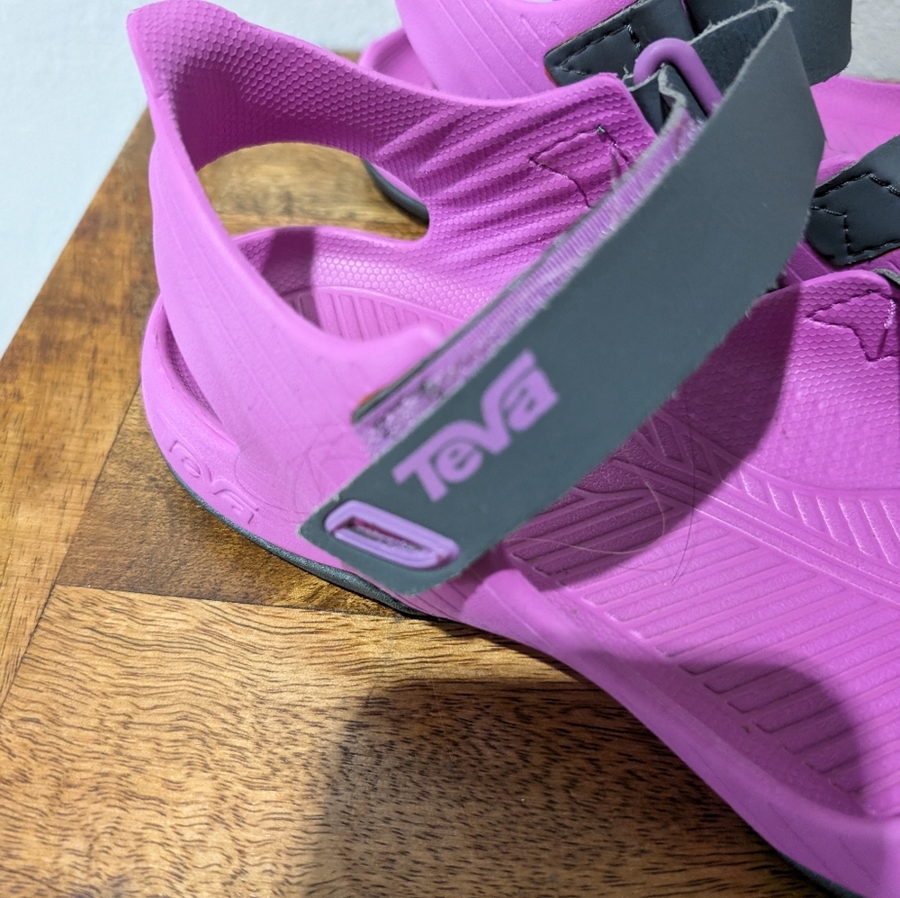 Teva womens adjustable strappy sandals rubber Sole Purple & Gray 1004912 Size 10 - Picture 9 of 9